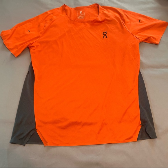 Men’s On Running Performance- T - Picture 2 of 12